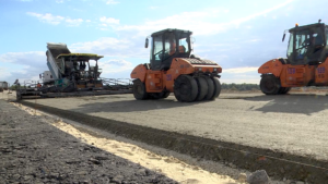 Триває будівництво траси Дніпро - Решетилівка. Залишилось звести менше 30 кілометрів