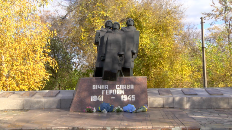 У Кам’янському відзначили 78 річницю звільнення від німецько-фашистських загарбників