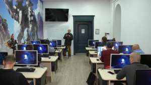 Ветерани вчаться на IT-тестувальників 