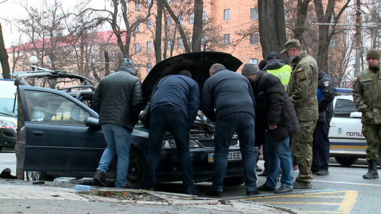 Стали відомі подробиці вибуху машини на центральному проспекті