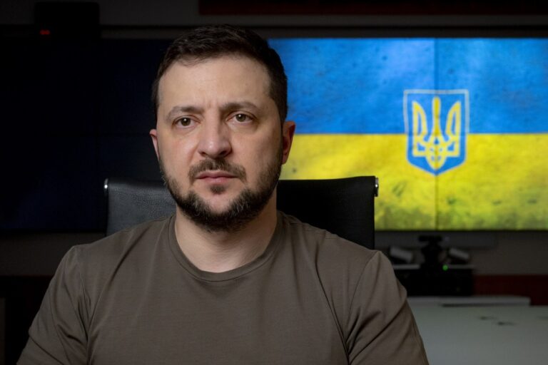 rosijska-strategichna-porazka-ochevydna-vzhe-vsim-u-sviti-prosto-v-rosiyi-poky-nemaye-smilyvosti-cze-vyznaty-zvernennya-prezydenta-ukrayiny