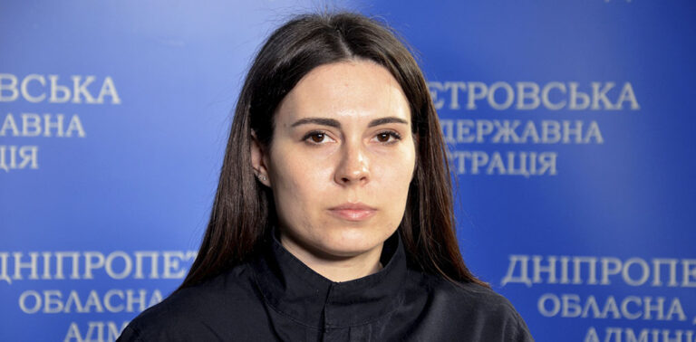 vorozha-raketa-zrujnuvala-sklad-z-zernom-u-synelnykivskomu-rajoni