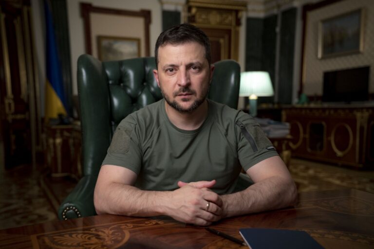 pidtrymujte-informaczijno-ta-emoczijno-nashyh-lyudej-v-okupovanyh-rajonah-govorit-yim-pro-ukrayinu-zvernennya-prezydenta-volodymyra-zelenskogo