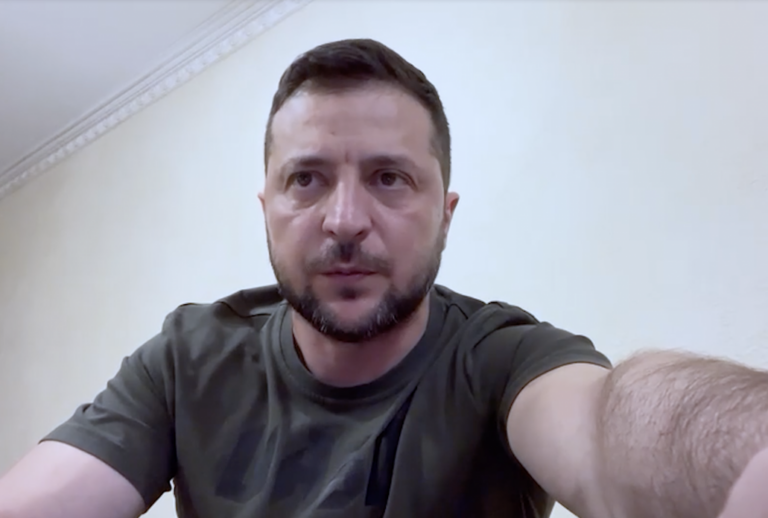 zsu-i-nash-narod-shhodnya-dovodyat-okupantam-shho-v-nyh-nemaye-shansiv-vberegtysya-na-ukrayinskij-zemli-zvernennya-prezydenta-volodymyra-zelenskogo