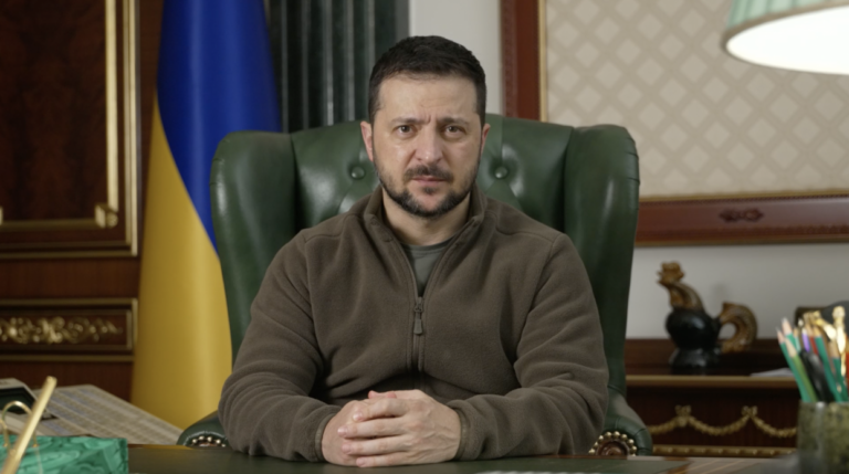 po-vsij-ukrayini-dovoli-shvydko-j-efektyvno-vidbuvayutsya-vidnovlyuvalni-roboty-zvernennya-prezydenta-volodymyra-zelenskogo
