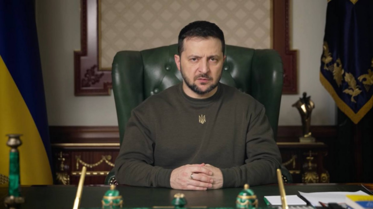 na-donbasi-sytuacziya-vazhka-ya-dyakuyu-nashym-hlopczyam-yaki-stoyat-na-pozycziyah-miczno-j-znahodyat-mozhlyvosti-minusuvaty-okupantiv-zvernennya-prezydenta-ukrayiny
