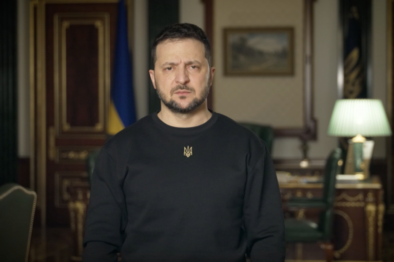 pidtrymujte-nash-neskorenyj-bahmut-i-jogo-zahysnykiv-zvernennya-prezydenta-ukrayiny