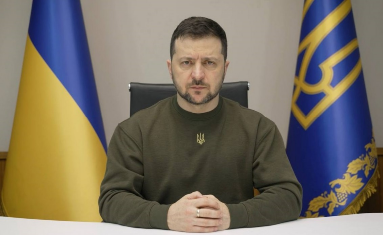bud-yakyj-nejtralnyj-prapor-rosijskyh-sportsmeniv-zaplyamovanyj-krovyu-zvernennya-prezydenta-ukrayiny