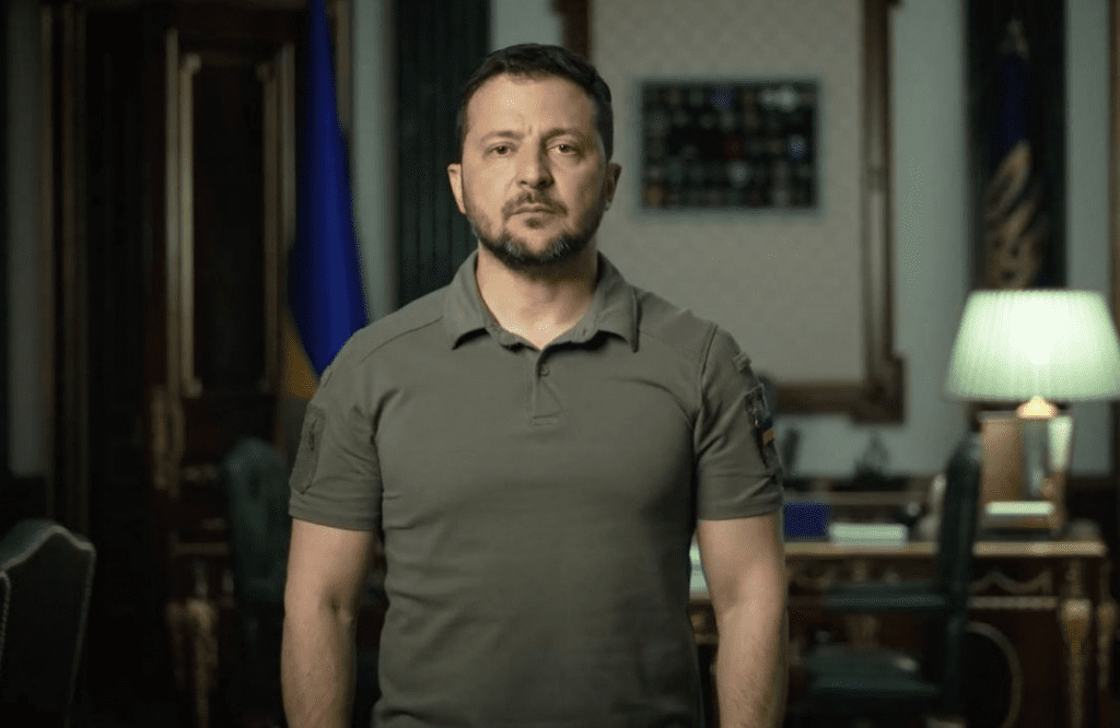 nashi-priorytety-na-najblyzhchyj-chas-dodatkovi-systemy-ppo-rakety-navchannya-j-litaky-dalekobijna-zbroya-zvernennya-prezydenta-ukrayiny