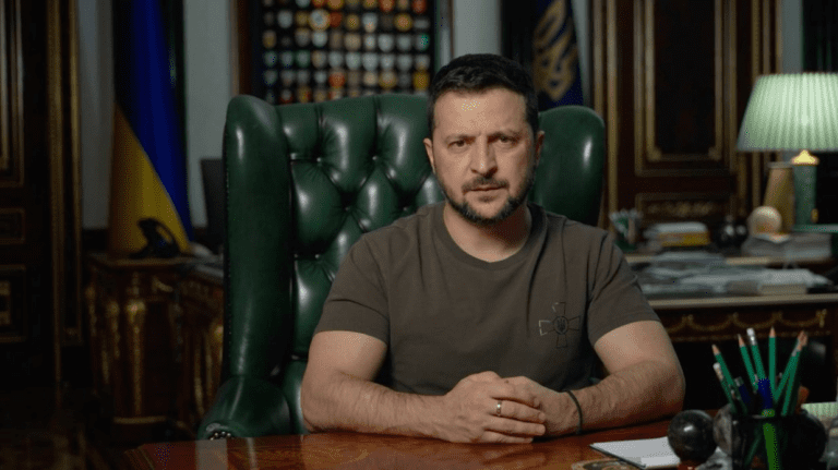 uspih-ukrayiny-v-bytvi-za-chorne-more-cze-te-shho-bude-v-pidruchnykah-istoriyi-zvernennya-prezydenta-volodymyra-zelenskogo