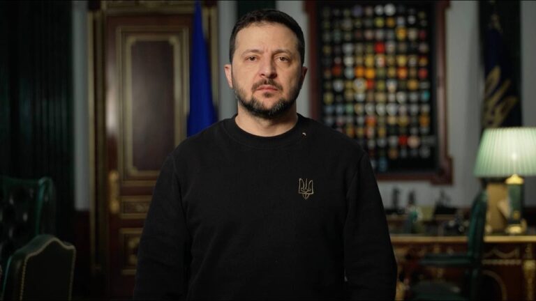 vidsogodni-do-kerivnycztva-zbrojnymy-sylamy-ukrayiny-prystupaye-nova-upravlinska-komanda-zvernennya-prezydenta-volodymyra-zelenskogo