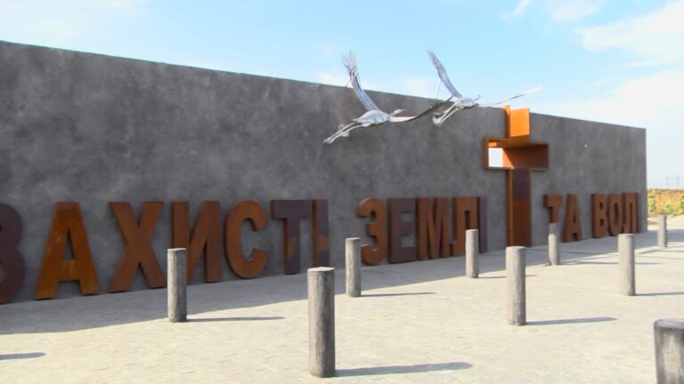 do-dnya-pam-yati-zahysnykiv-u-kam-yanskomu-planuyut-vidkryty-memorial-poleglym-voyinam