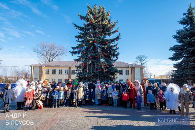 u-miskomu-parku-kam-yanskogo-projshov-novorichnyj-zahid-dlya-malechi