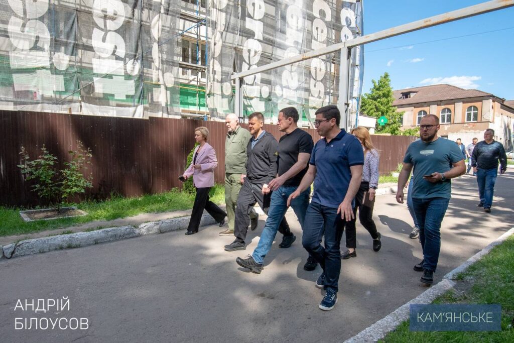 u-kam-yanskomu-pidpysaly-memorandum-pro-spivpraczyu-u-sferi-soczialno-ekonomichnogo-rozvytku-mizh-miskoyu-radoyu-ta-kompaniyeyu-metinvest