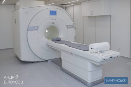Za Uchastyu Miskogo Golovy Andriya Bilousova I Tvo Nachalnyka Dniproova Vladyslava Gajvanenka U Miskij Likarni Kam Yanskogo Vidkryly Rekonstrujovane Viddilennya Iz Kabinetom Magnitno Rezonansnoyi Tomografiyi