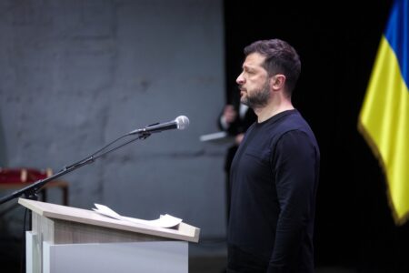 Na Pyatyj Rik Povnomasshtabnoyi Vijny Rosiya Na Fronti Vyglyadaye Zovsim Ne Tak Yak Vona Hotila Zvernennya Prezydenta